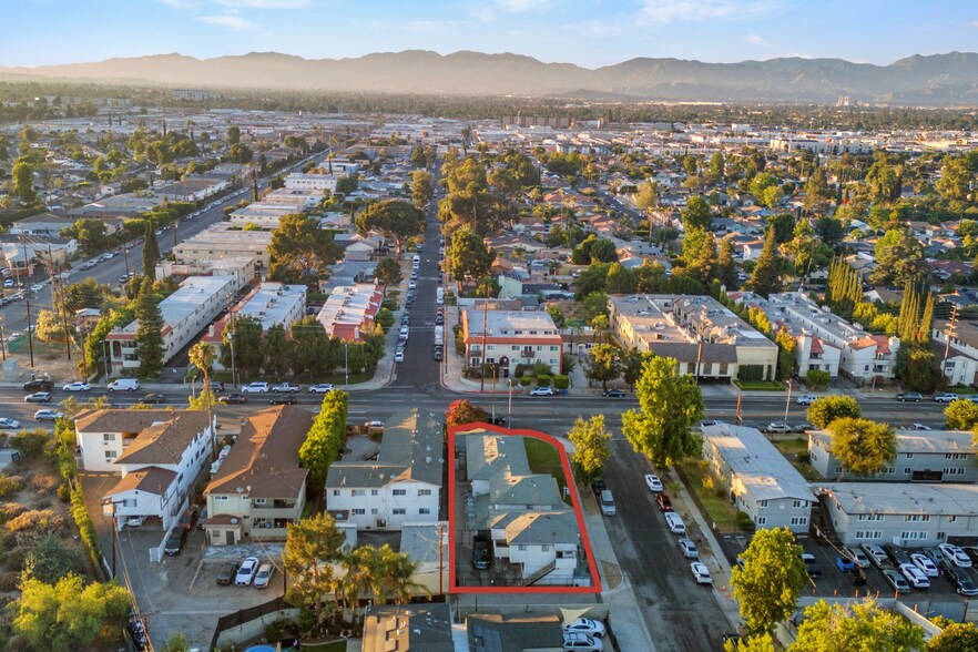 More Photos Of 13226 Vanowen St, North Hollywood Apartments For Sale