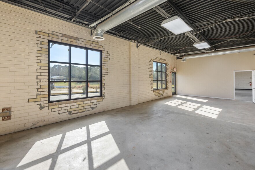 More Photos Of 3955 Highway 53, Hoschton Freestanding For Sale