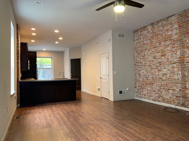 More Photos Of , Harrisburg Multifamily For Sale