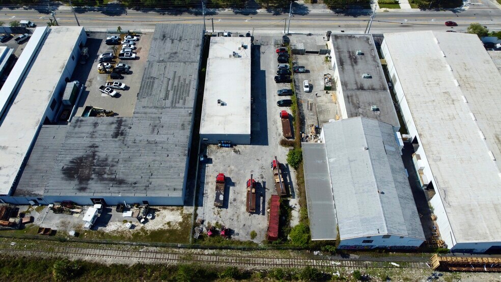 More Photos Of 1220 NW 23rd Ave, Fort Lauderdale Warehouse For Sale