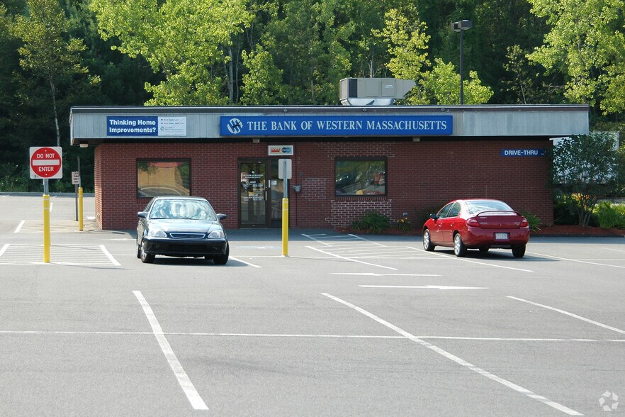 More Photos Of 254-280 Mohawk Trl, Greenfield Unknown For Lease