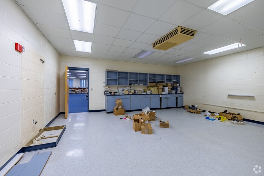 More Photos Of 20550 NE 42nd Pl, Williston Schools For Sale