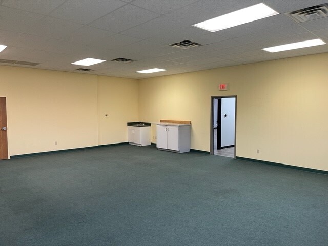 More Photos Of 360 E Grand Blanc Rd, Grand Blanc Office For Lease