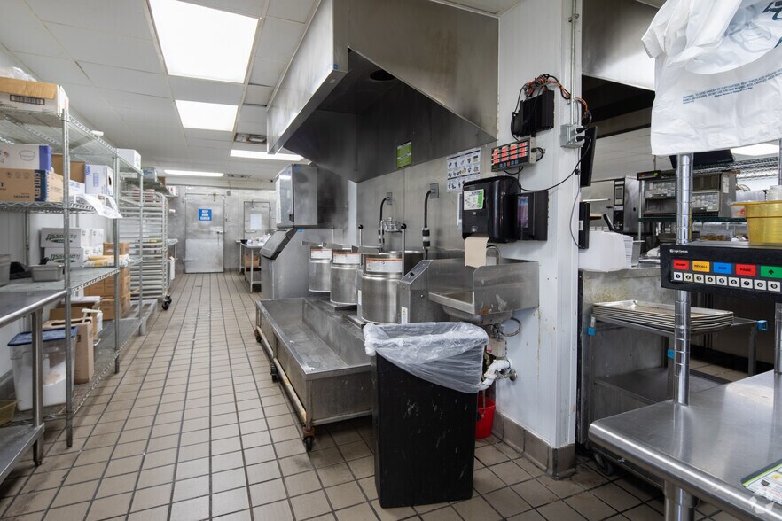 More Photos Of 2609 Gault Ave, Fort Payne Fast Food For Sale
