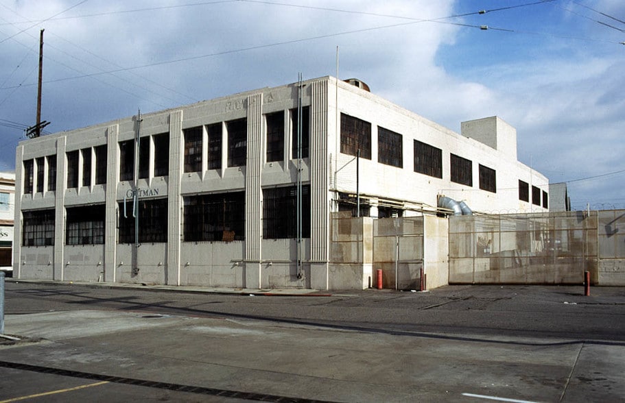 More Photos Of 1910-1914 Bay St, Los Angeles Warehouse For Lease
