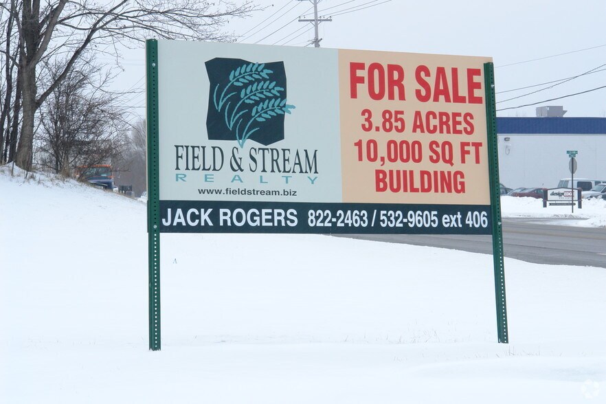 More Photos Of 3455 3 Mile Rd NW, Grand Rapids Distribution For Sale