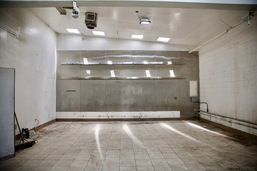 More Photos Of 2112 Santa Anita Ave, South El Monte Warehouse For Lease