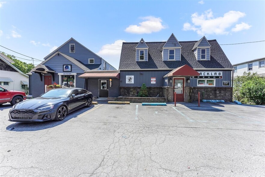 Primary Photo Of 1470 W Baltimore Pike, Toughkenamon Restaurant For Sale