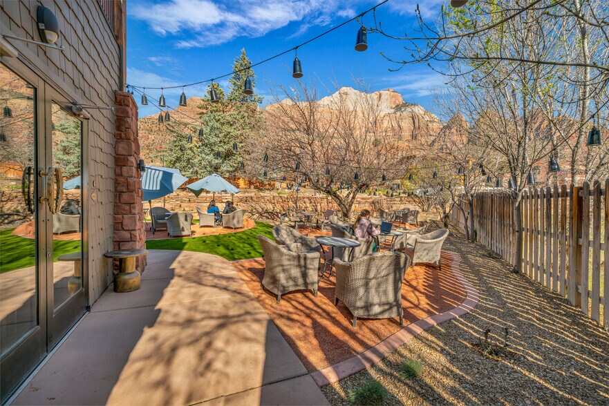 More Photos Of 1101 Zion Park Blvd, Springdale Specialty For Sale