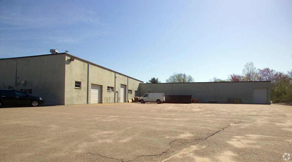 More Photos Of 44 Industrial Way, Norwood Research And Development For Lease
