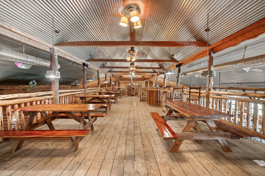 More Photos Of 2692 Highway 105 W, Navasota Specialty For Sale