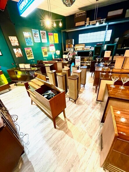 More Photos Of 1 Sherman Ter, Madison Storefront Retail Office For Sale