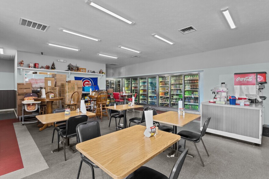 More Photos Of 1727 S Webster St, Kokomo General Retail For Sale