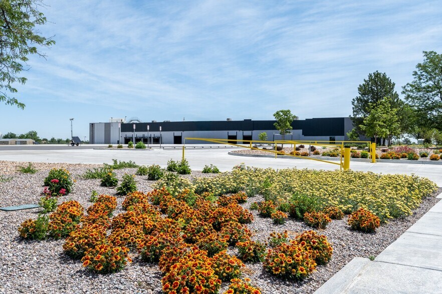 More Photos Of 2567 W Midway Blvd, Broomfield Manufacturing For Lease