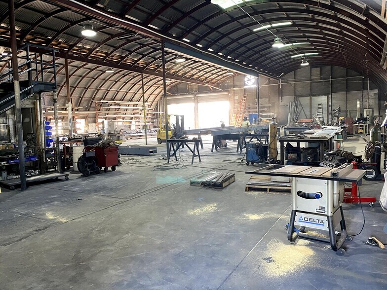 More Photos Of 815 Johns Rd, Apopka Warehouse For Lease