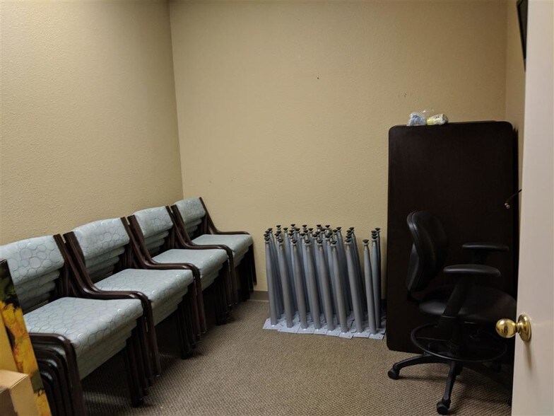 More Photos Of 6407 Colleyville Blvd, Colleyville Medical For Sale