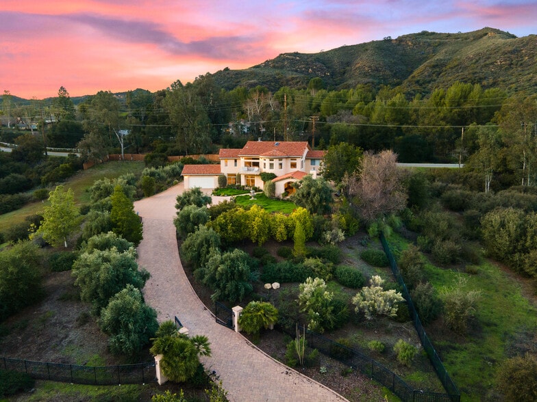 More Photos Of 2175 Cold Canyon Rd, Calabasas Assisted Living For Sale