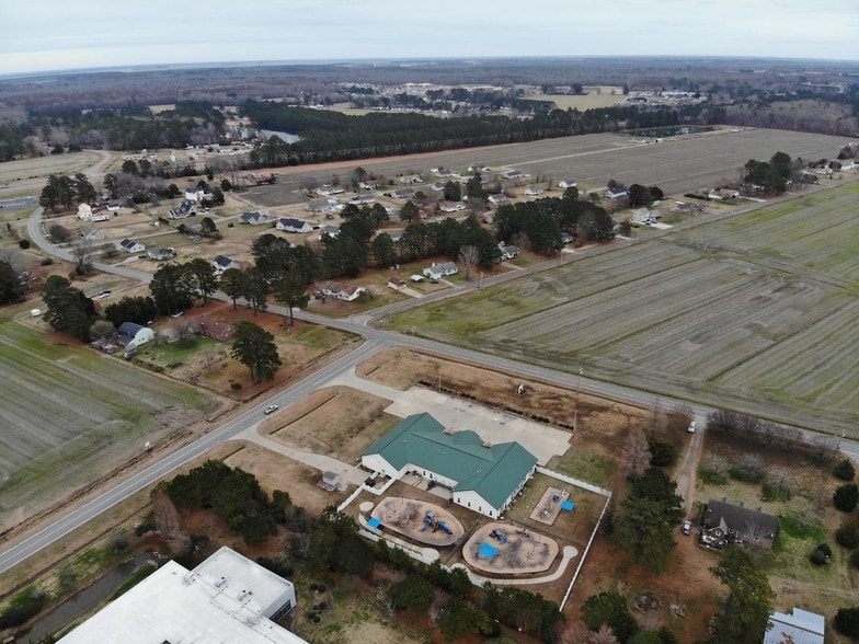 More Photos Of 116 Corporate Dr, Elizabeth City Schools For Sale