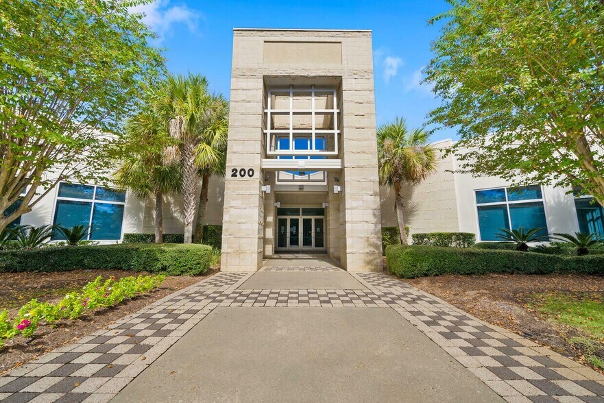 More Photos Of 200 N Richard Jackson Blvd, Panama City Beach Office For Sale