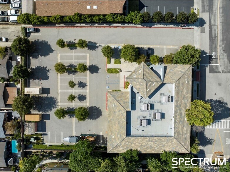 More Photos Of 145 Park Ln, Moorpark Medical For Lease