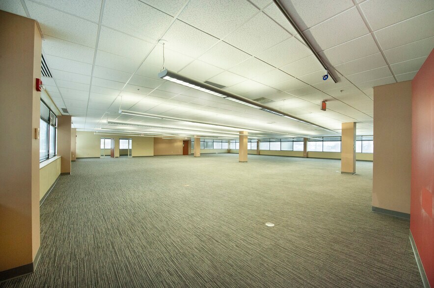 More Photos Of 250 Progressive Way, Westerville Office For Lease