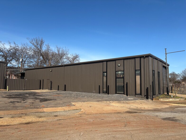 More Photos Of 4720-4724 1st Ave N, Birmingham Flex For Sale