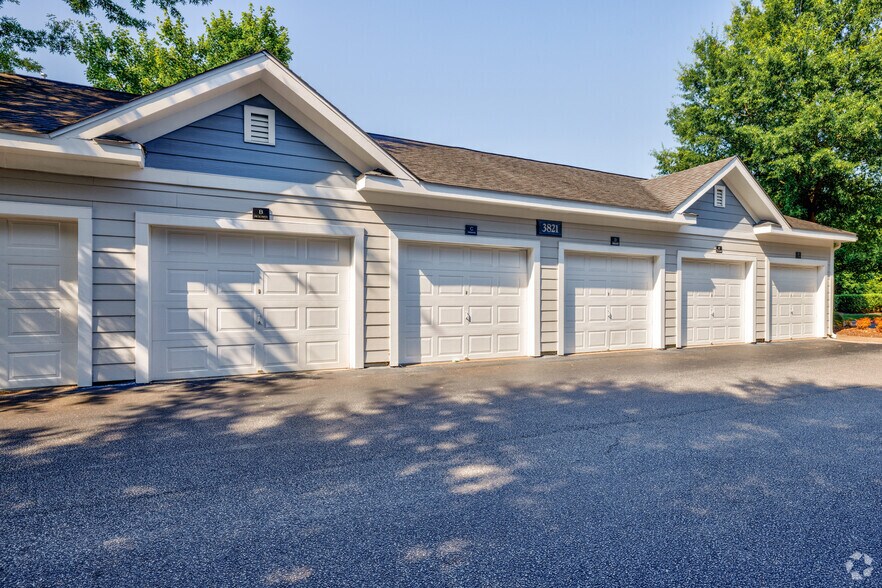 More Photos Of 3816 Banyan Grove Ln, Virginia Beach Apartments For Sale
