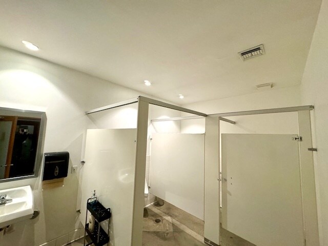 More Photos Of 1648 10th St, Santa Monica Loft Creative Space For Sale