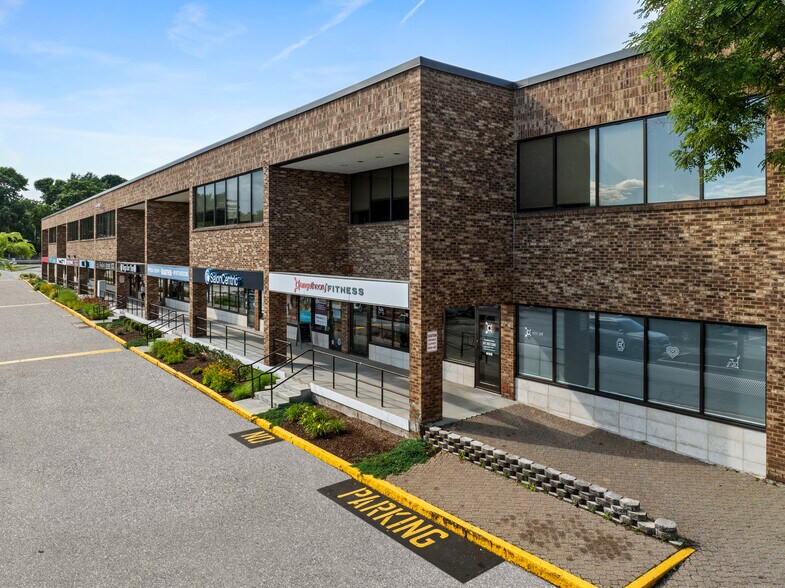 More Photos Of 95-105 Eastern Ave, Dedham Office For Lease