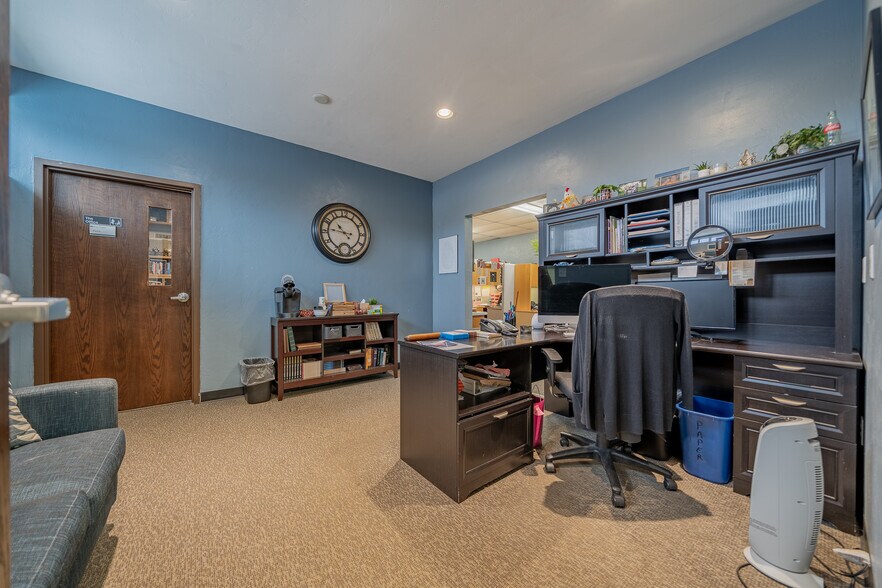 More Photos Of 1331 High Ave, Oshkosh Religious Facility For Sale