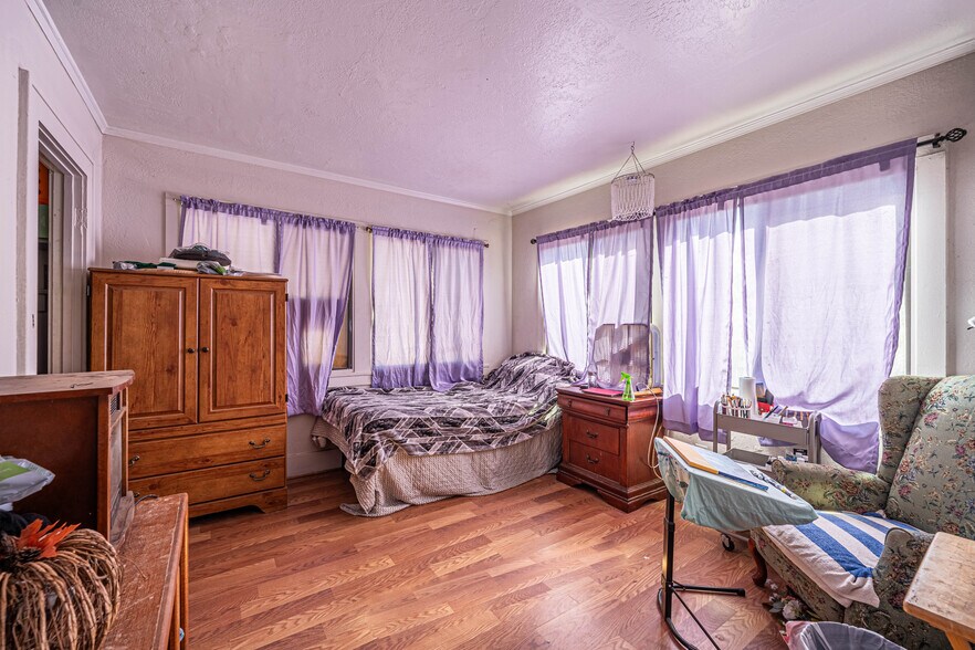 More Photos Of 26380 Green Ave, Hemet Specialty For Sale