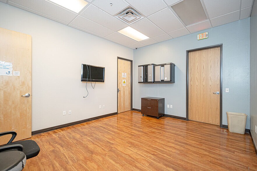 More Photos Of 4338 W Thomas Rd, Phoenix Storefront For Sale