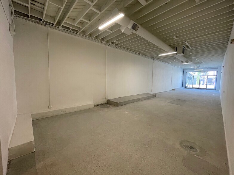 More Photos Of 8462 Melrose Ave, Los Angeles Storefront For Lease
