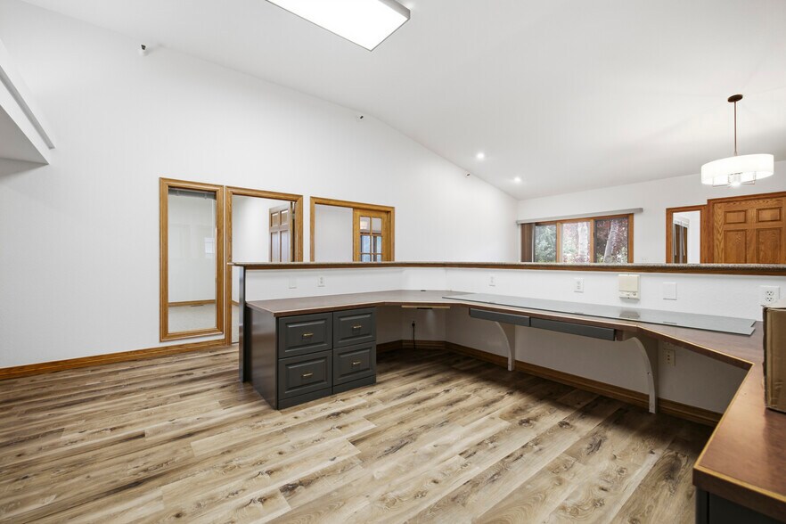More Photos Of 4828 S College Ave, Fort Collins Office For Sale