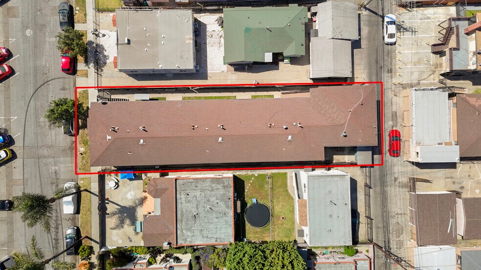 More Photos Of 1885-1887 Locust Ave, Long Beach Apartments For Sale