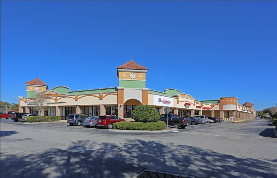 Primary Photo Of 2534 Simpson Rd, Kissimmee Unknown For Lease
