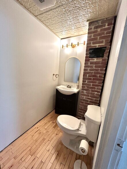 More Photos Of 111 Main St, Winterport General Retail For Sale