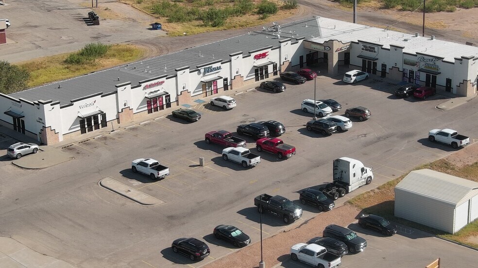 More Photos Of 2260 Linda Ave, Odessa Storefront For Lease