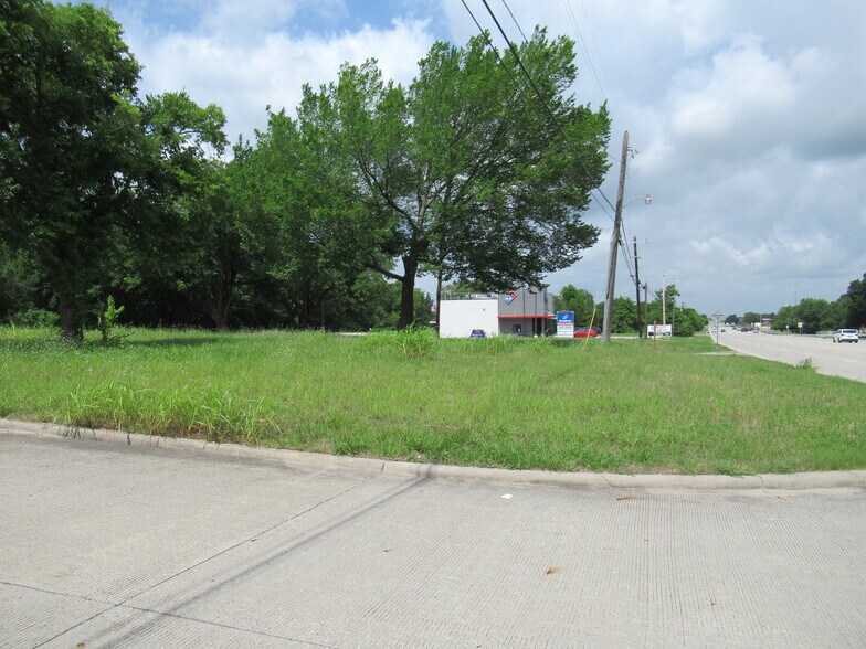 More Photos Of 435 Audie Murphy Pkwy, Farmersville Land For Sale