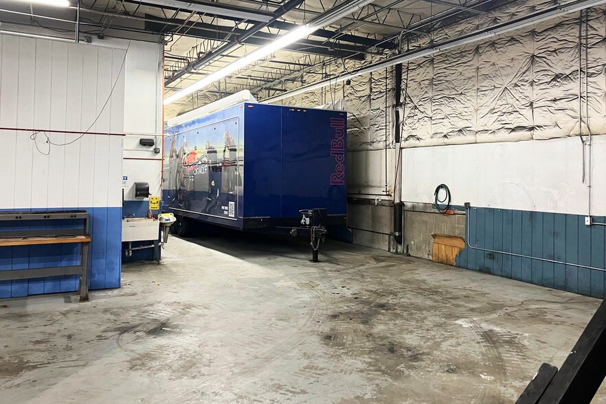 More Photos Of 807 Sterling Rd, Lancaster Industrial For Sale