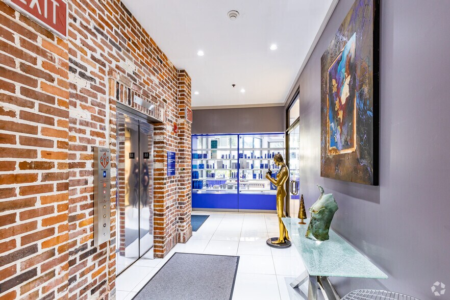 More Photos Of 240 1st Ave S, Saint Petersburg Loft Creative Space For Lease