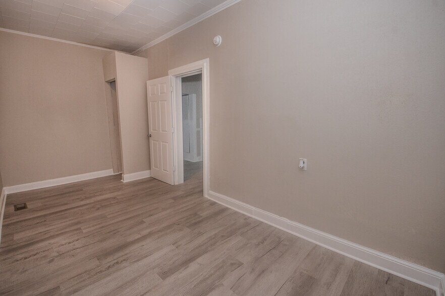 More Photos Of 707 W Phifer St, Monroe Apartments For Sale