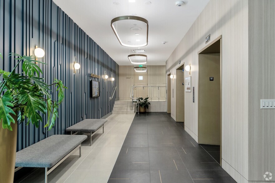 More Photos Of 10921 Wilshire Blvd, Los Angeles Medical For Lease