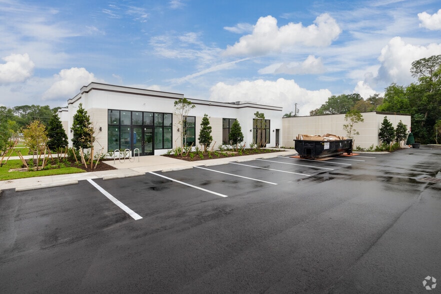 More Photos Of 11222 E Tamiami Trl, Naples Freestanding For Sale