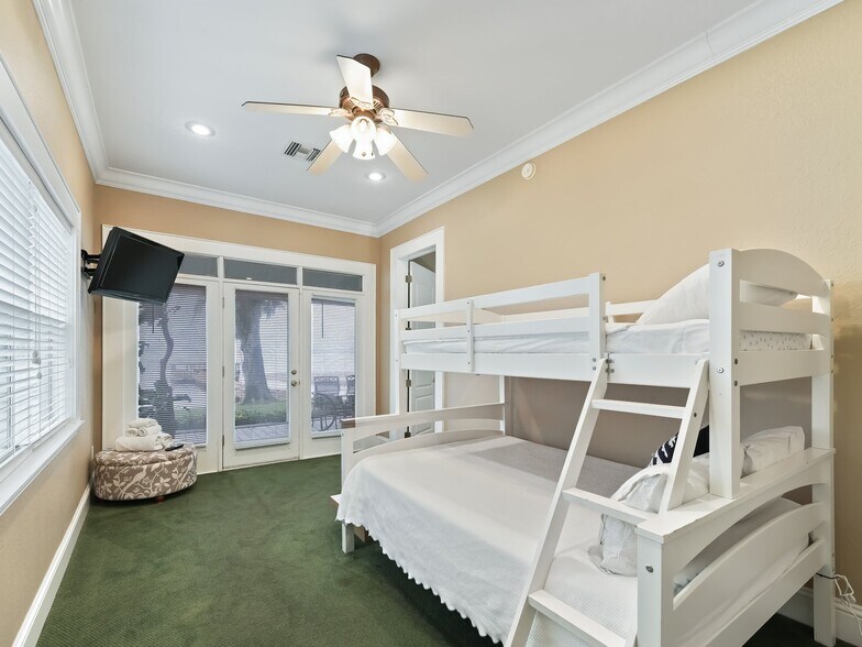 More Photos Of 12730 E Highway 25, Ocklawaha Specialty For Sale