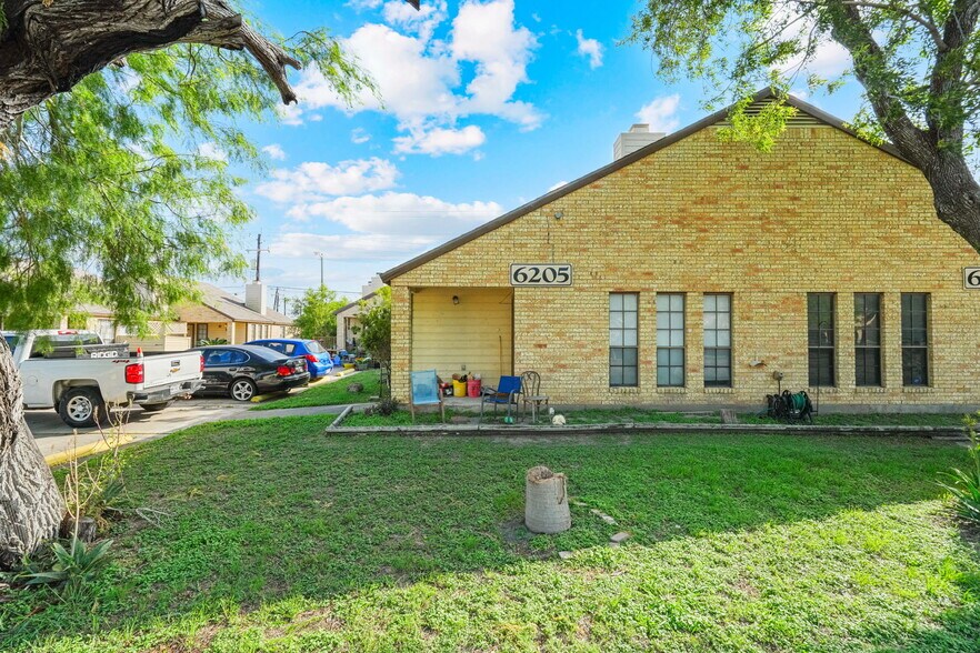 More Photos Of 6205 Wilderock Dr, Corpus Christi Multifamily For Sale