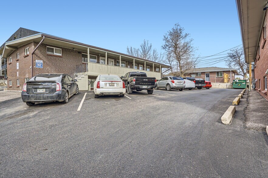 More Photos Of 497 W Powers Ave, Littleton Apartments For Sale