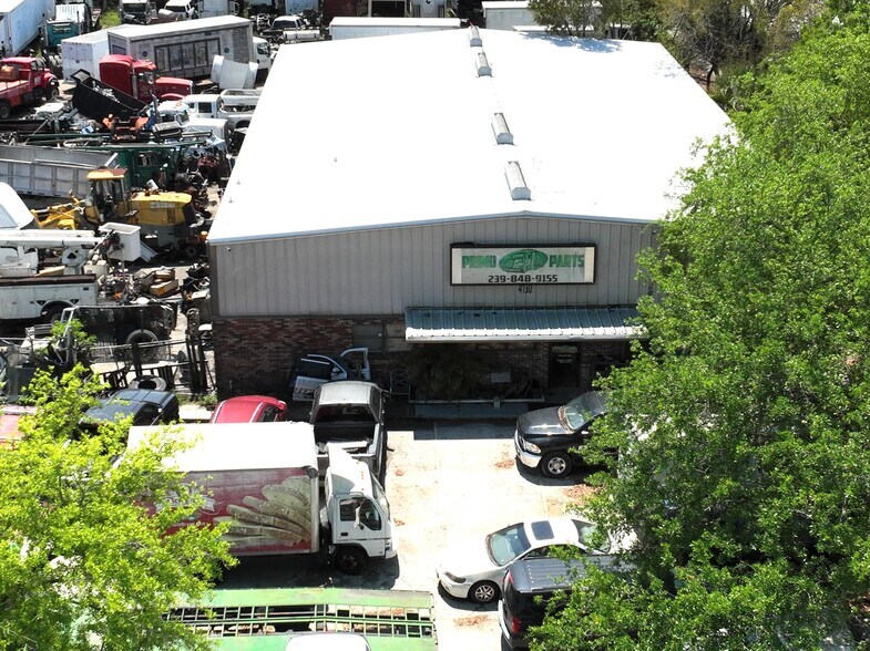 More Photos Of 4130 Wausau Rd, Fort Myers Warehouse For Lease