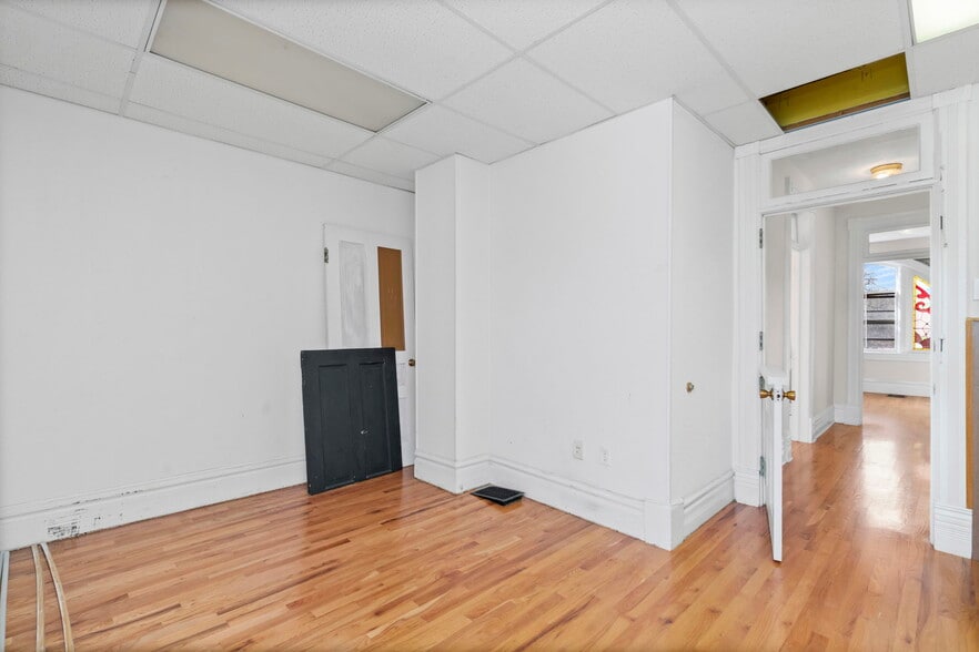 More Photos Of 2103 Evans Ave, Cheyenne Office For Lease