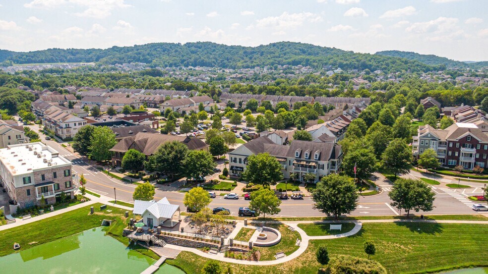 More Photos Of Highway 96, Franklin Unknown For Lease